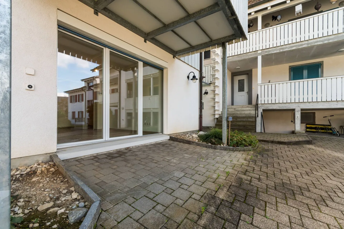 Appartamento duplex luminoso in posizione idilliaca con balcone - Foto 9 di 9