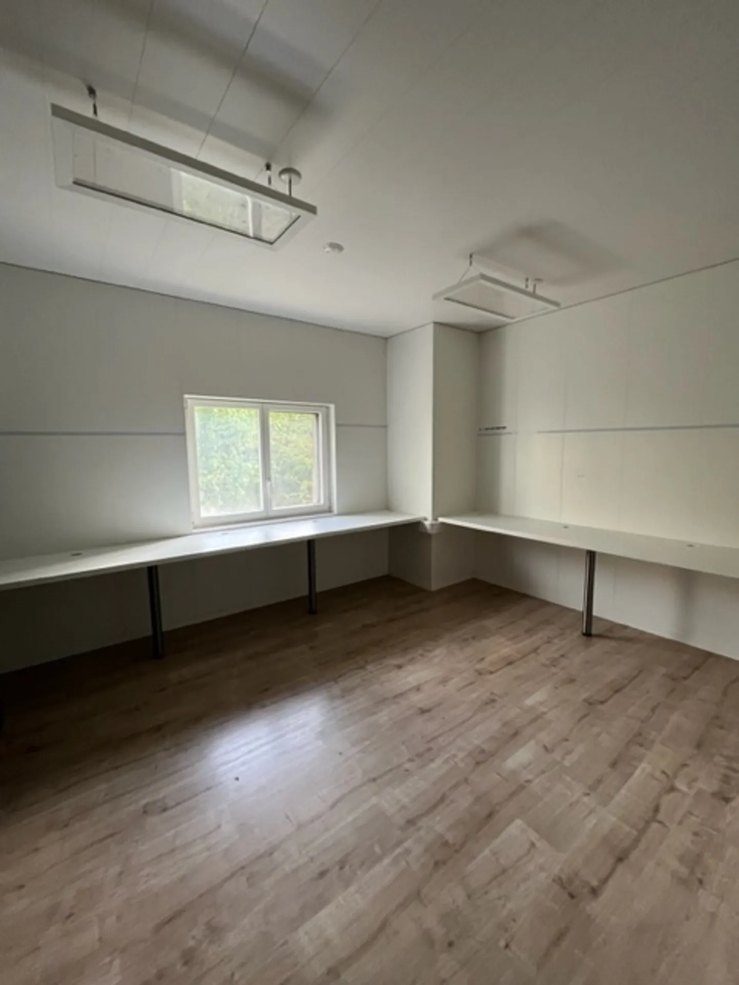 Commercial Space in Val-Terbi - Photo 3 of 7