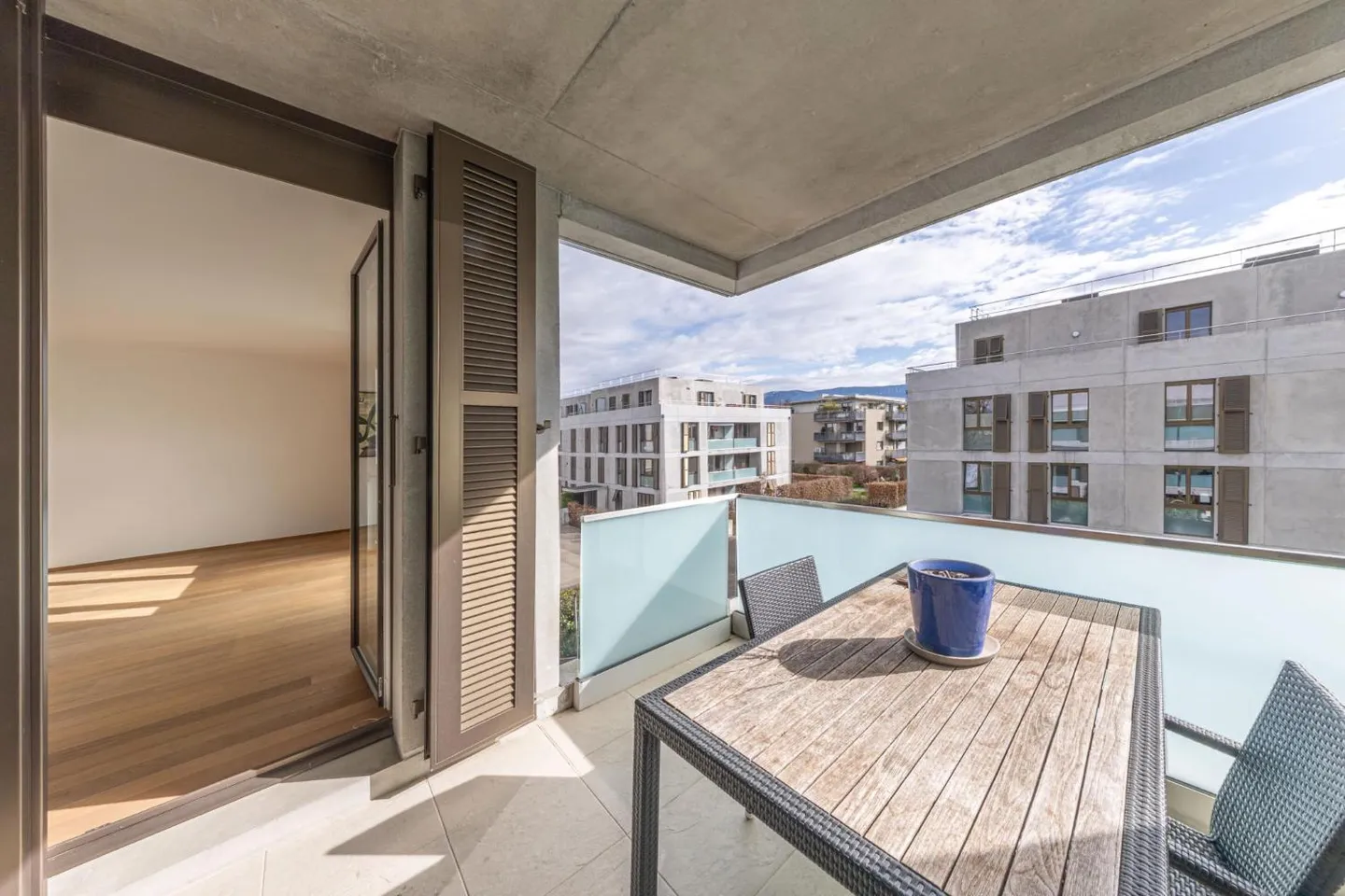 Modern 4-room apartment with loggia - Photo 3 of 5