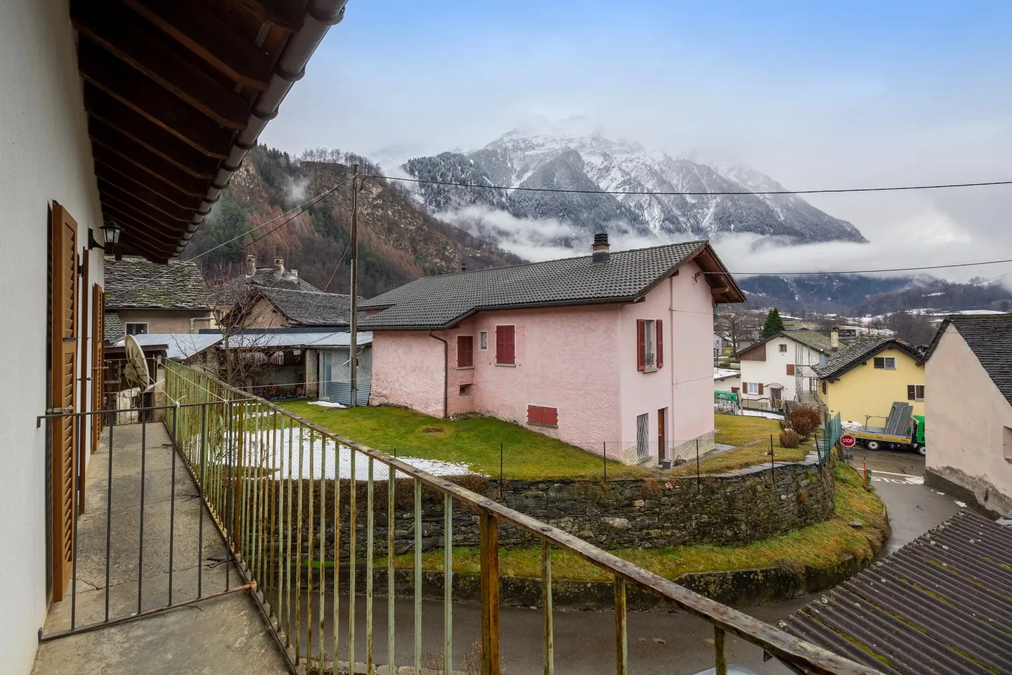 Proprietà con 5,5 stanze, circondata dalla natura - Foto 8 di 11