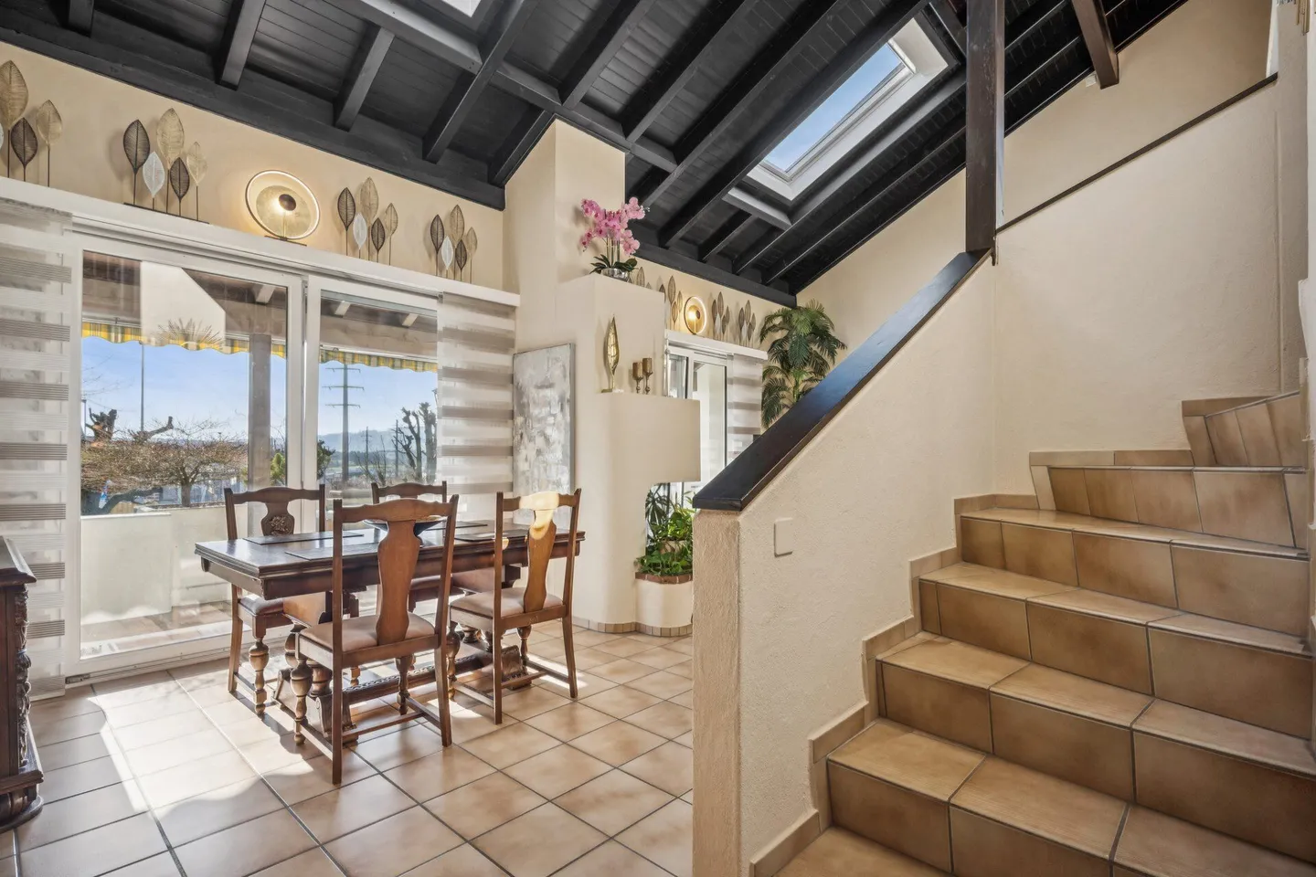 La felicità inizia con questa casa! - Foto 2 di 8