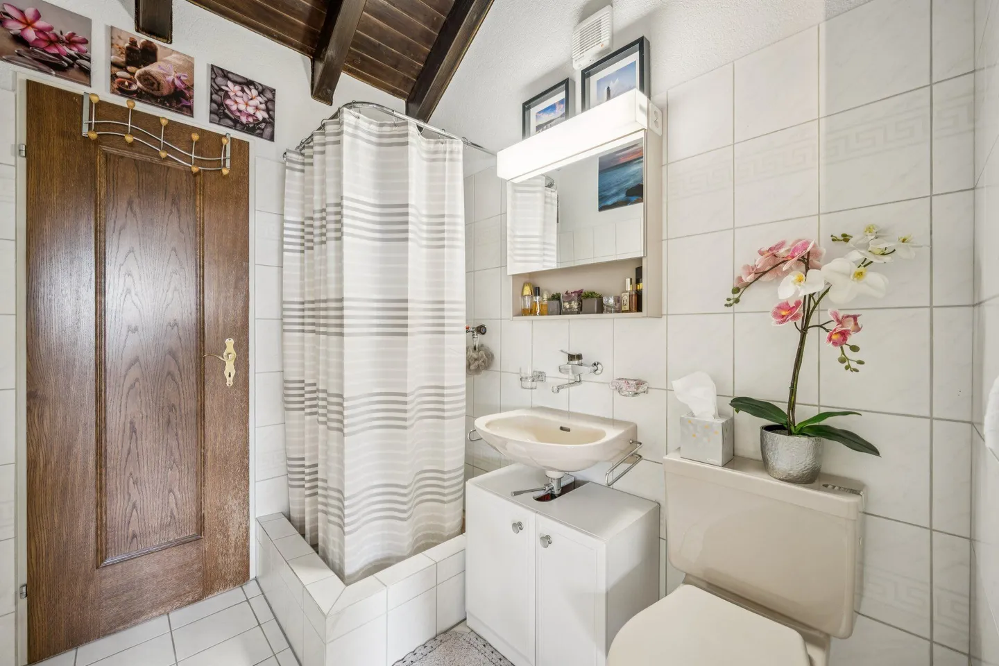 La felicità inizia con questa casa! - Foto 5 di 8