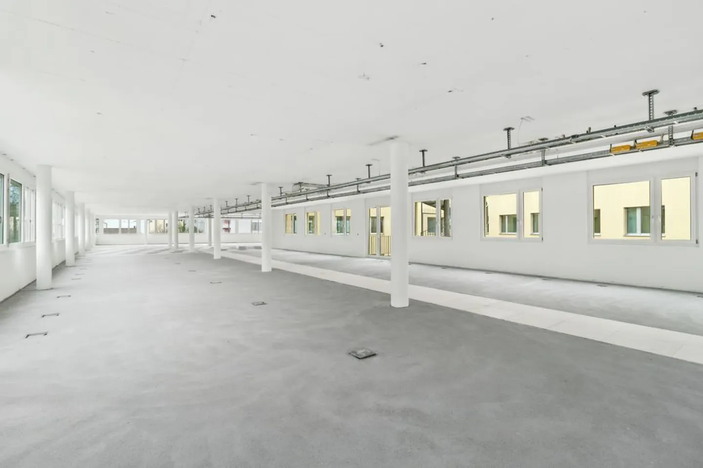 Nel centro di Seebach - Schaffhauserstrasse 470 a Zurigo - Foto 8 di 10