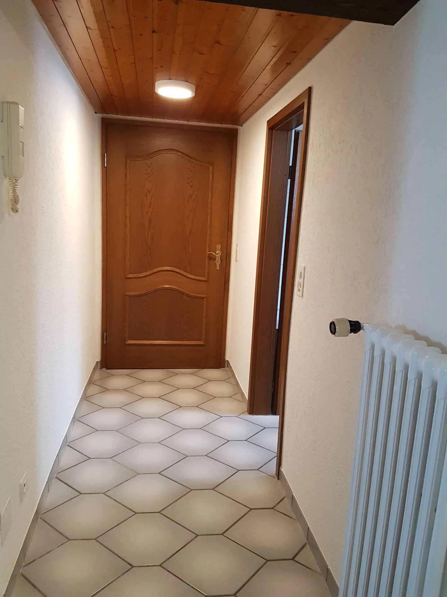 Proprietà redditizia, edificio multifamiliare ben tenuto con 3 appartamenti - Foto 6 di 16