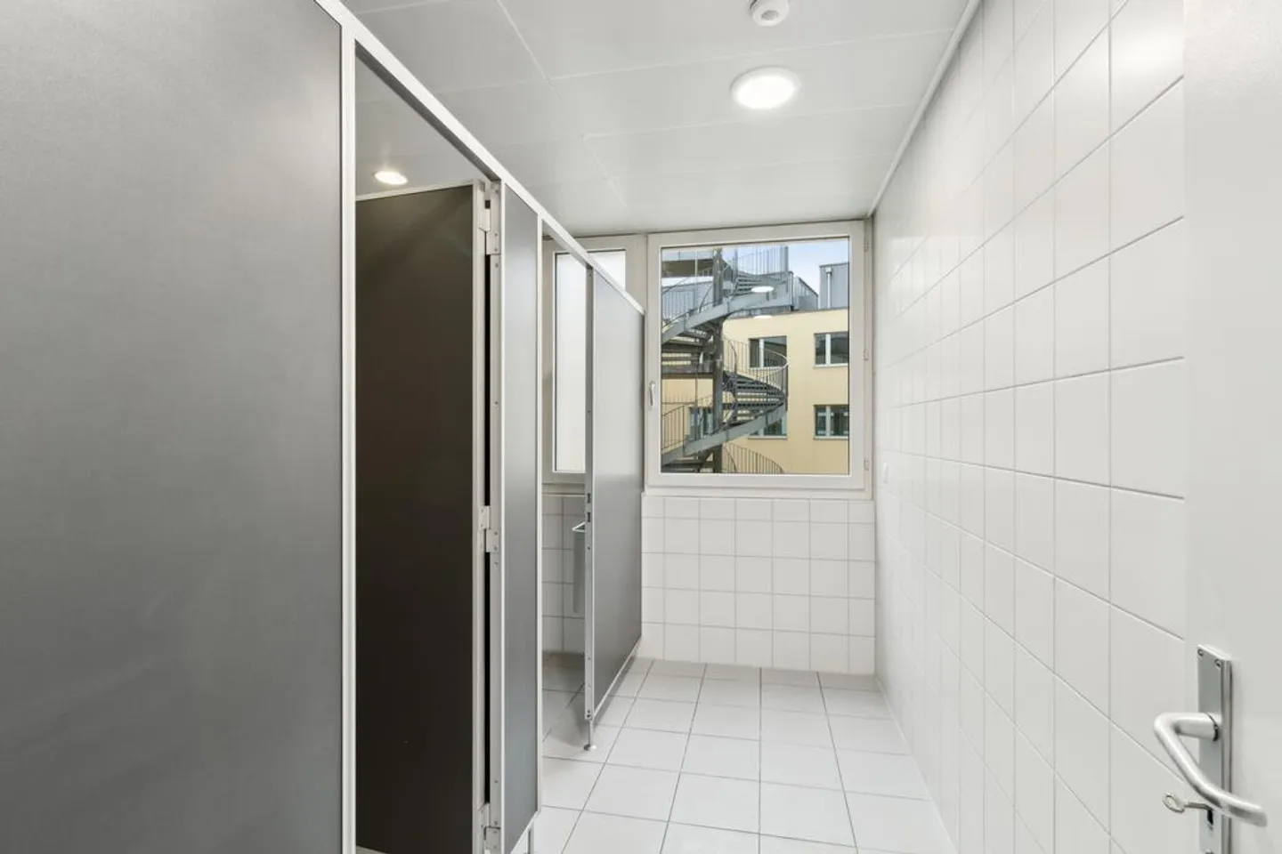 Nel centro di Seebach - Schaffhauserstrasse 470 a Zurigo - Foto 9 di 10