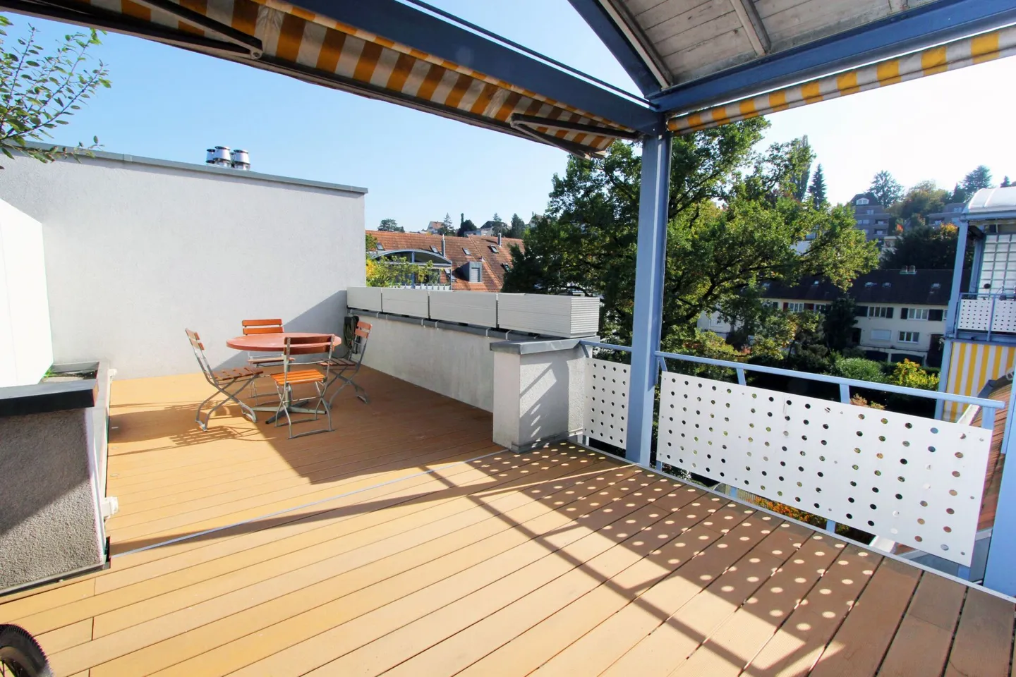 Sensationelle Dachwohnung - Foto 1 von 9