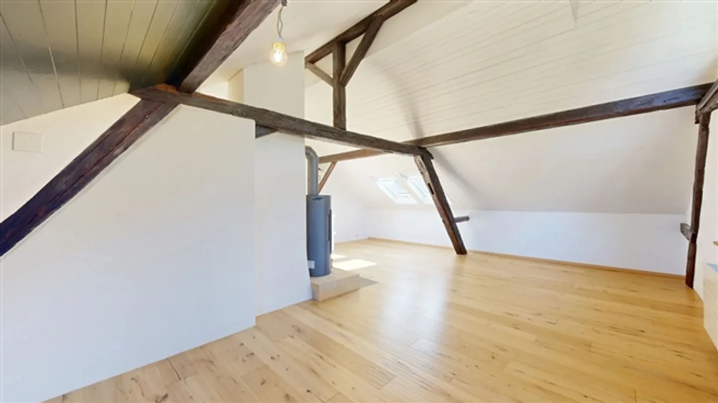 «Renovierte 3.5-Zimmer-Maisonette-Wohnung mit viel Charme» - Foto 9 von 15