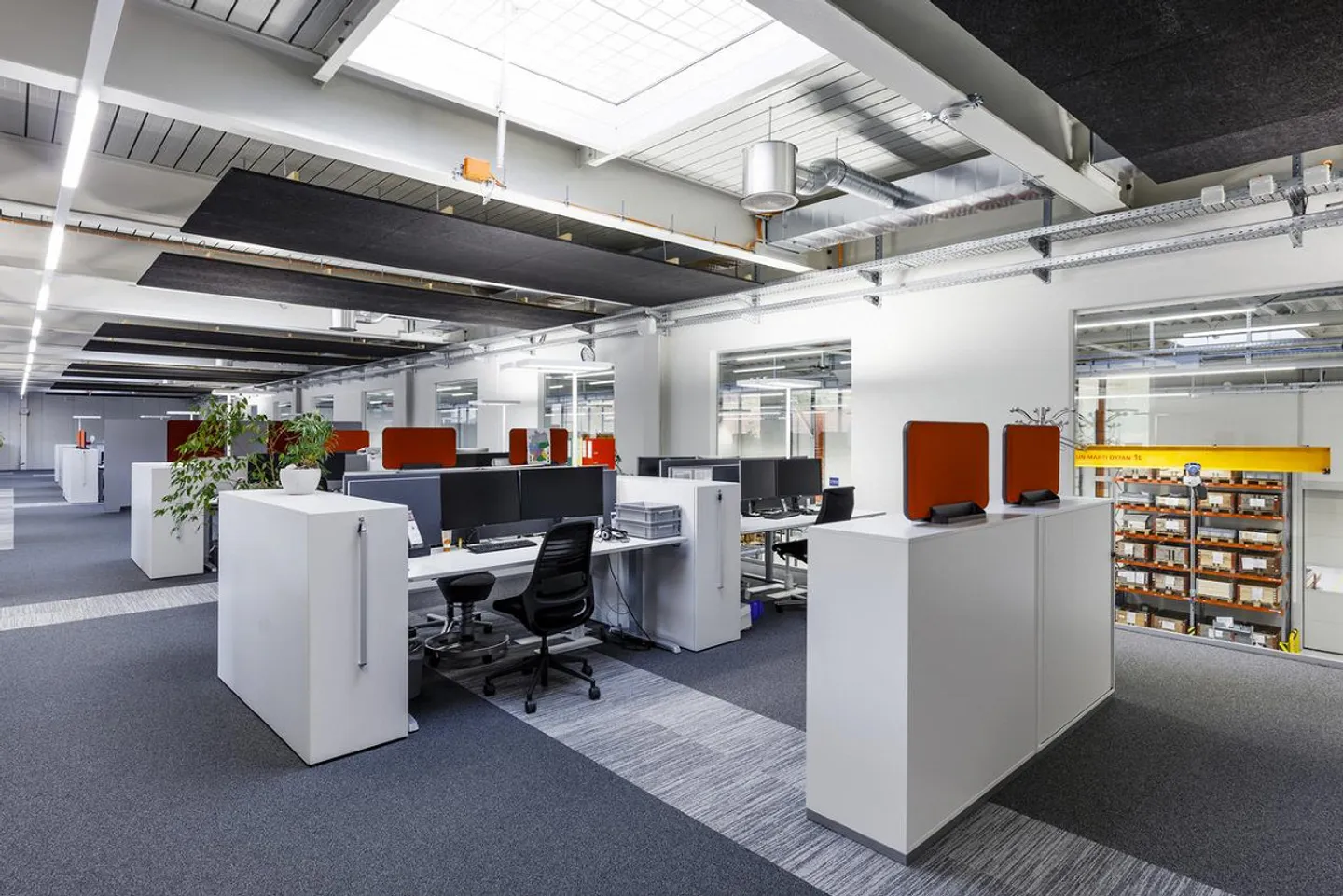 Moderne Produktions- und Büroflächen - Foto 11 von 23