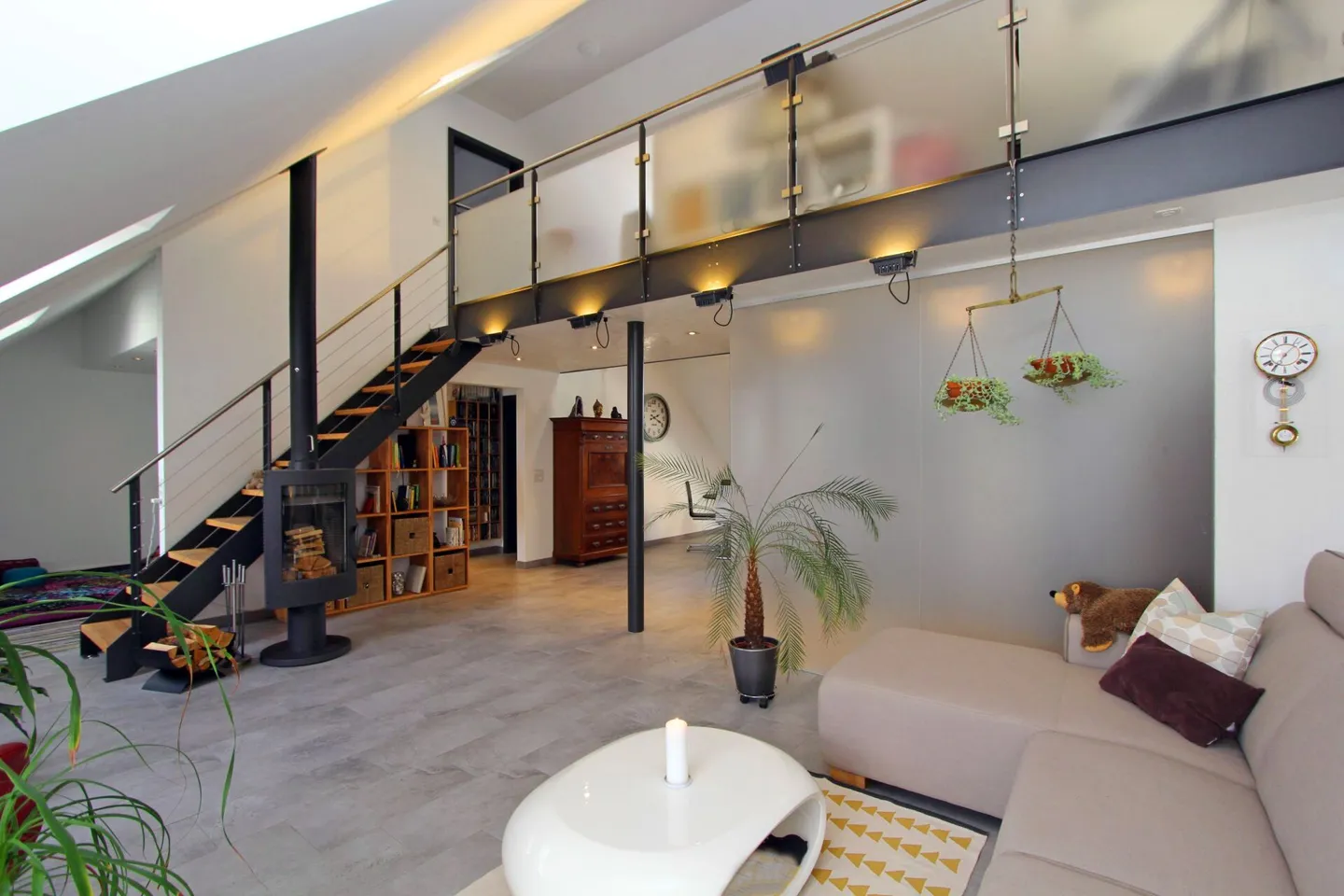 Sensationelle Dachwohnung - Foto 2 von 9