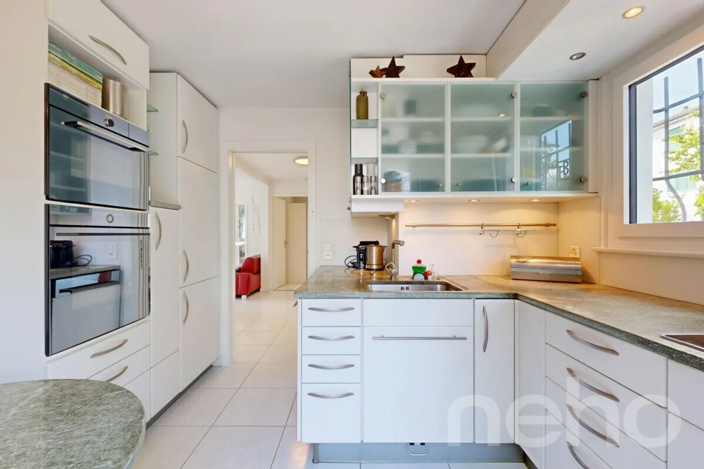 Casa unifamiliare con grande giardino e molta privacy - Foto 4 di 12