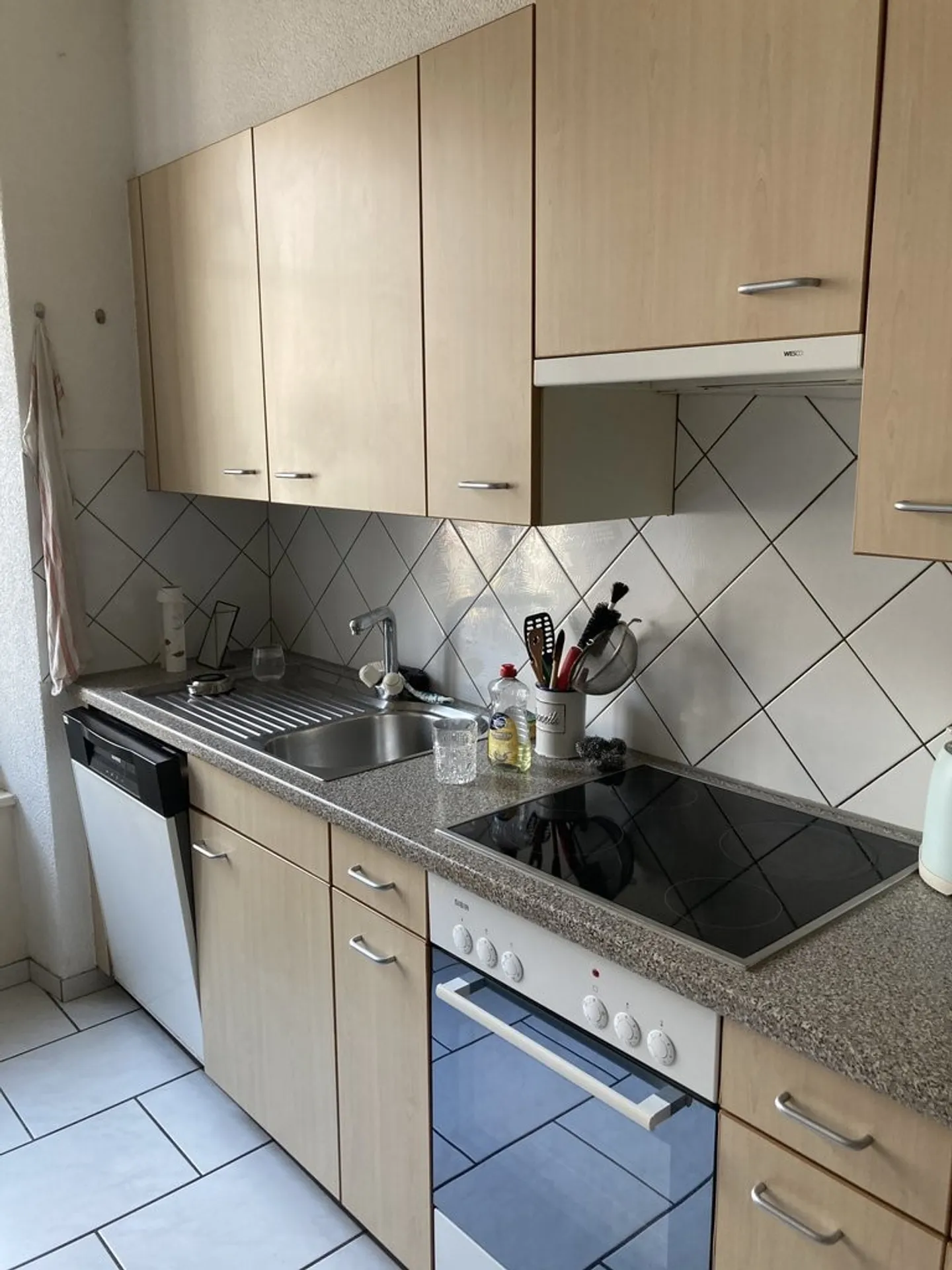 Bell'appartamento vicino ai negozi - Foto 1 di 6