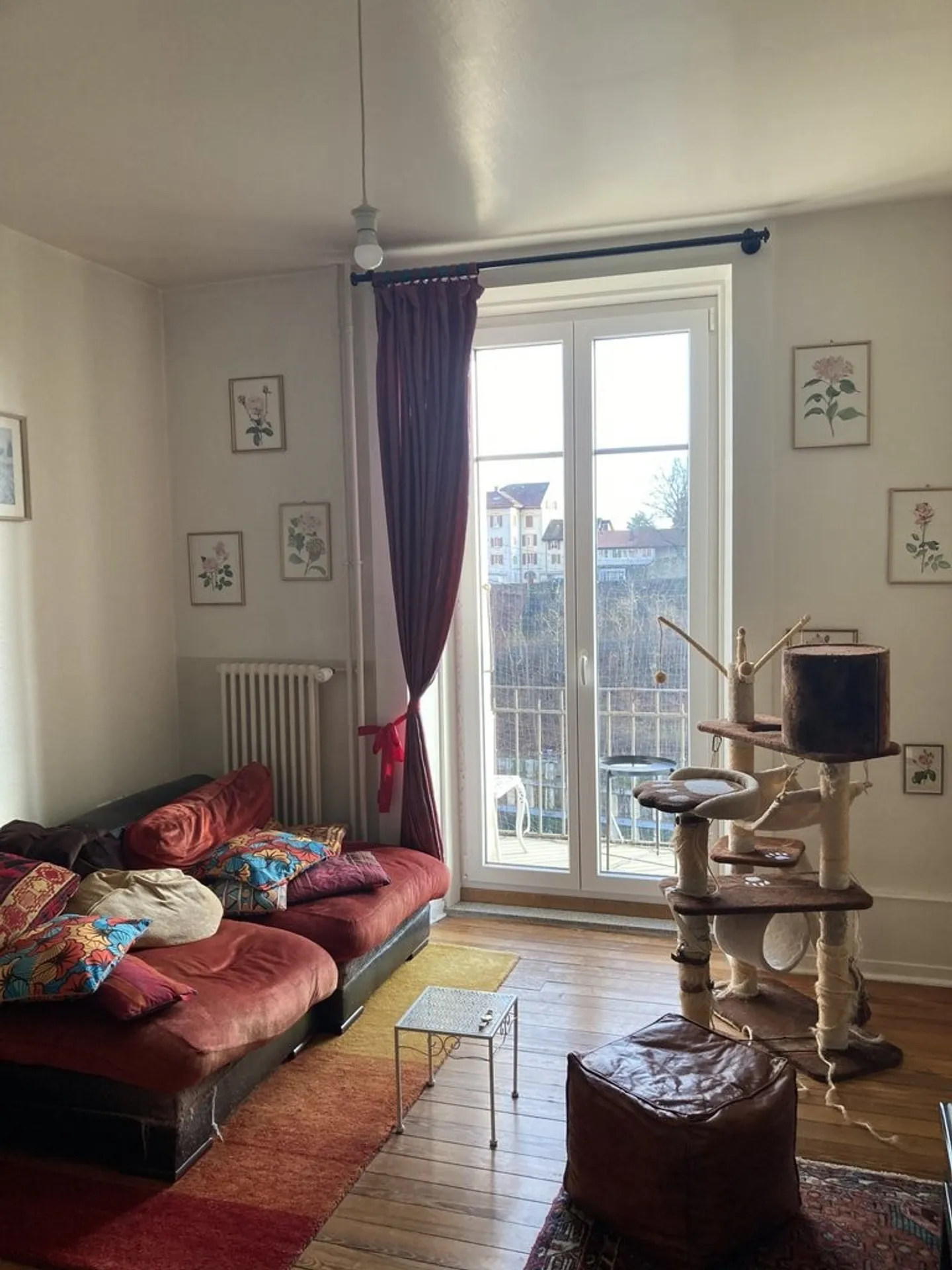 Bell'appartamento vicino ai negozi - Foto 4 di 6