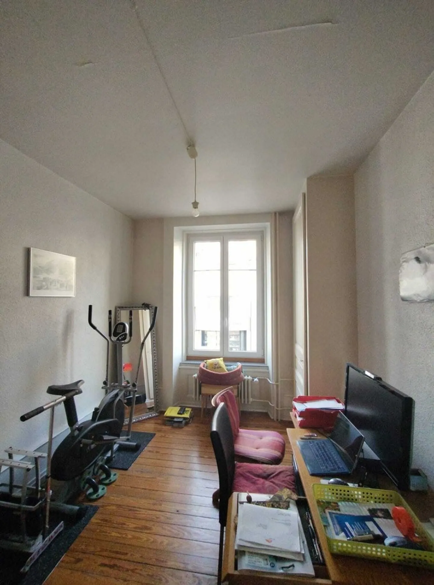 Bell'appartamento vicino ai negozi - Foto 5 di 6