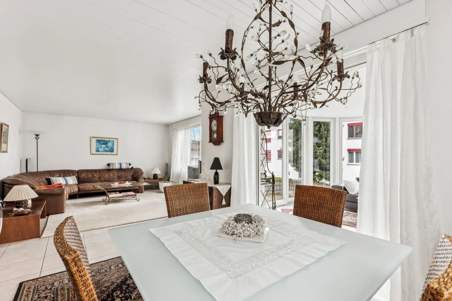 Incantevole Casa Familiare con Giardino - Foto 2 di 7