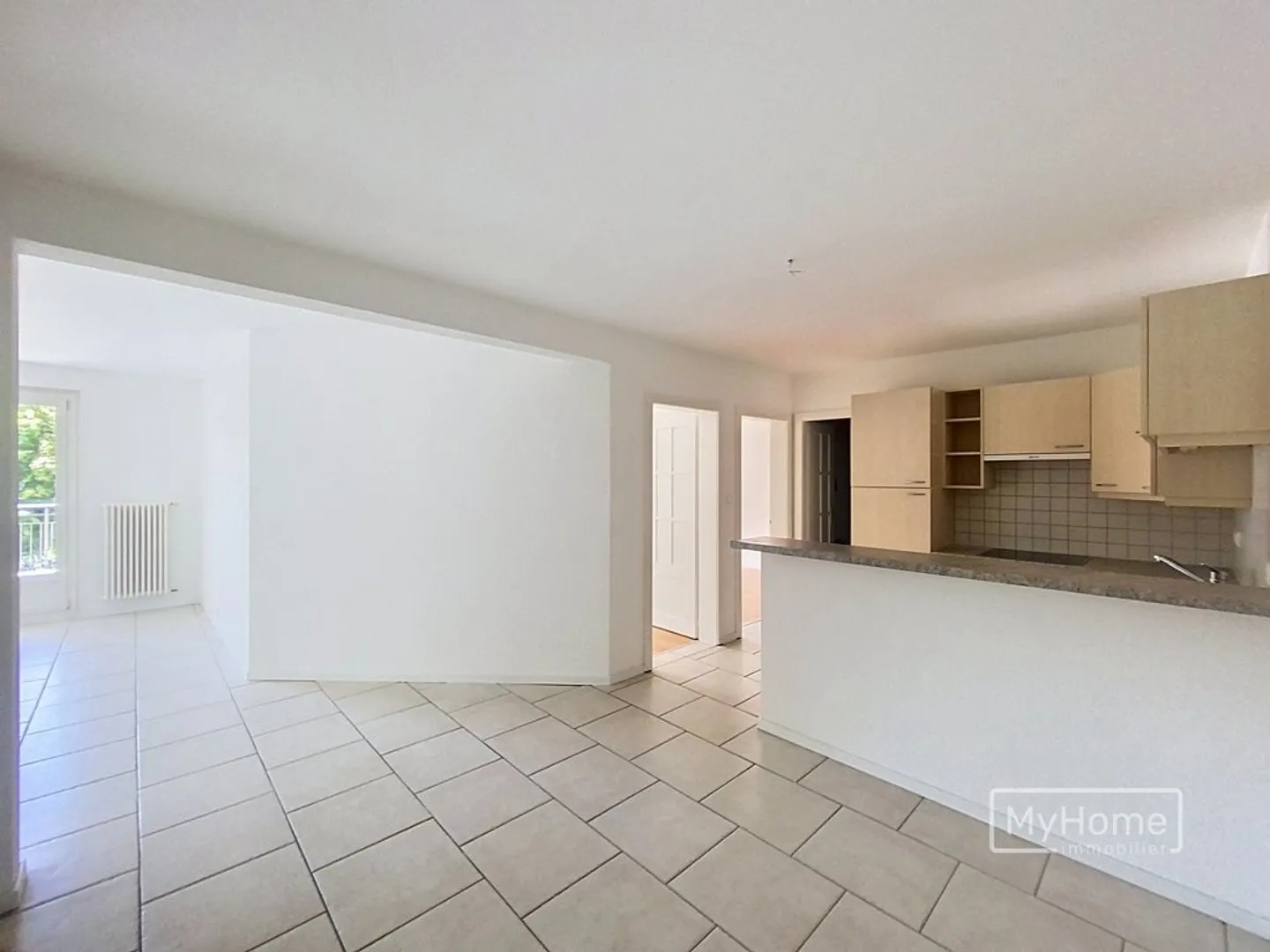 Renovierte 3-Zimmer-Wohnung in Echallens - Foto 2 von 8