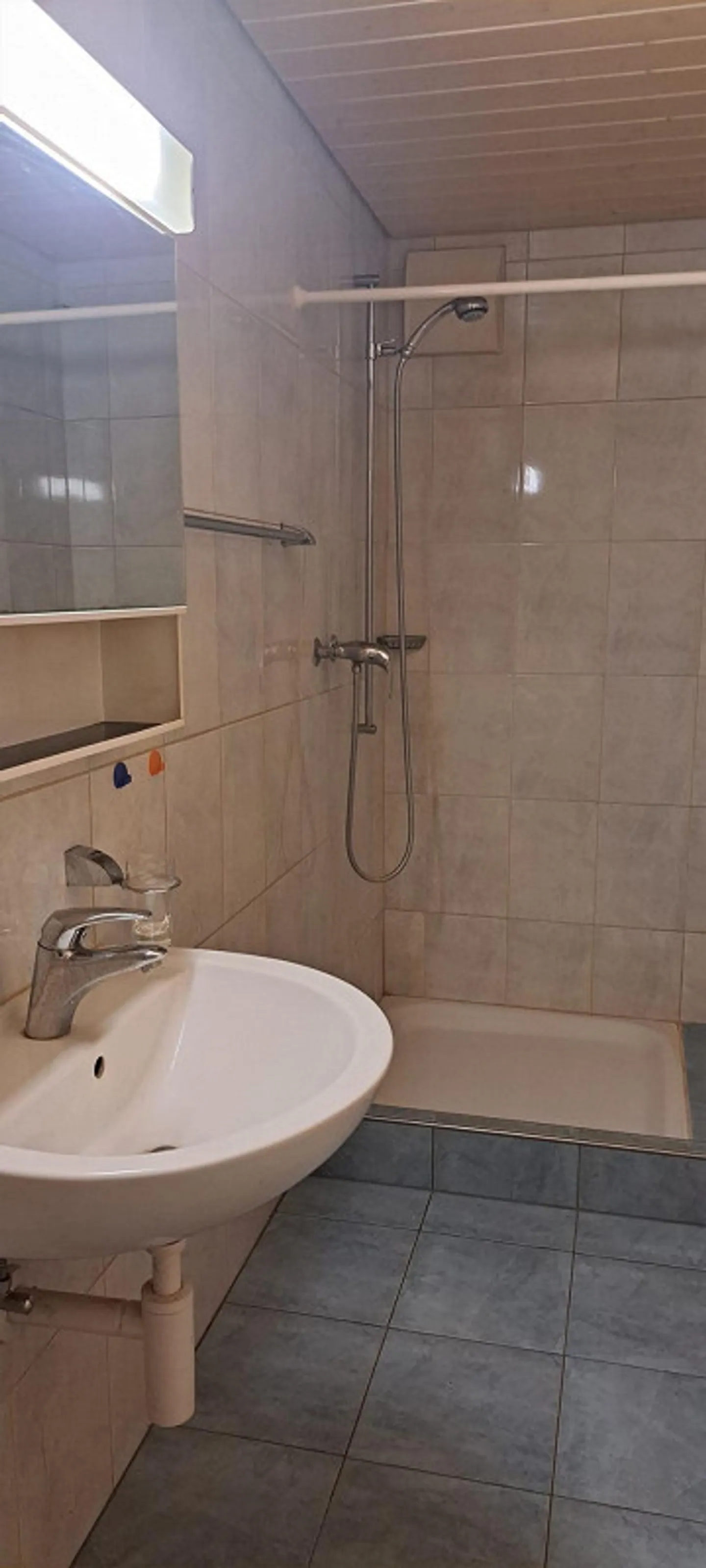 1 Room Apartment / Studio on the Ground Floor - Photo 4 of 7