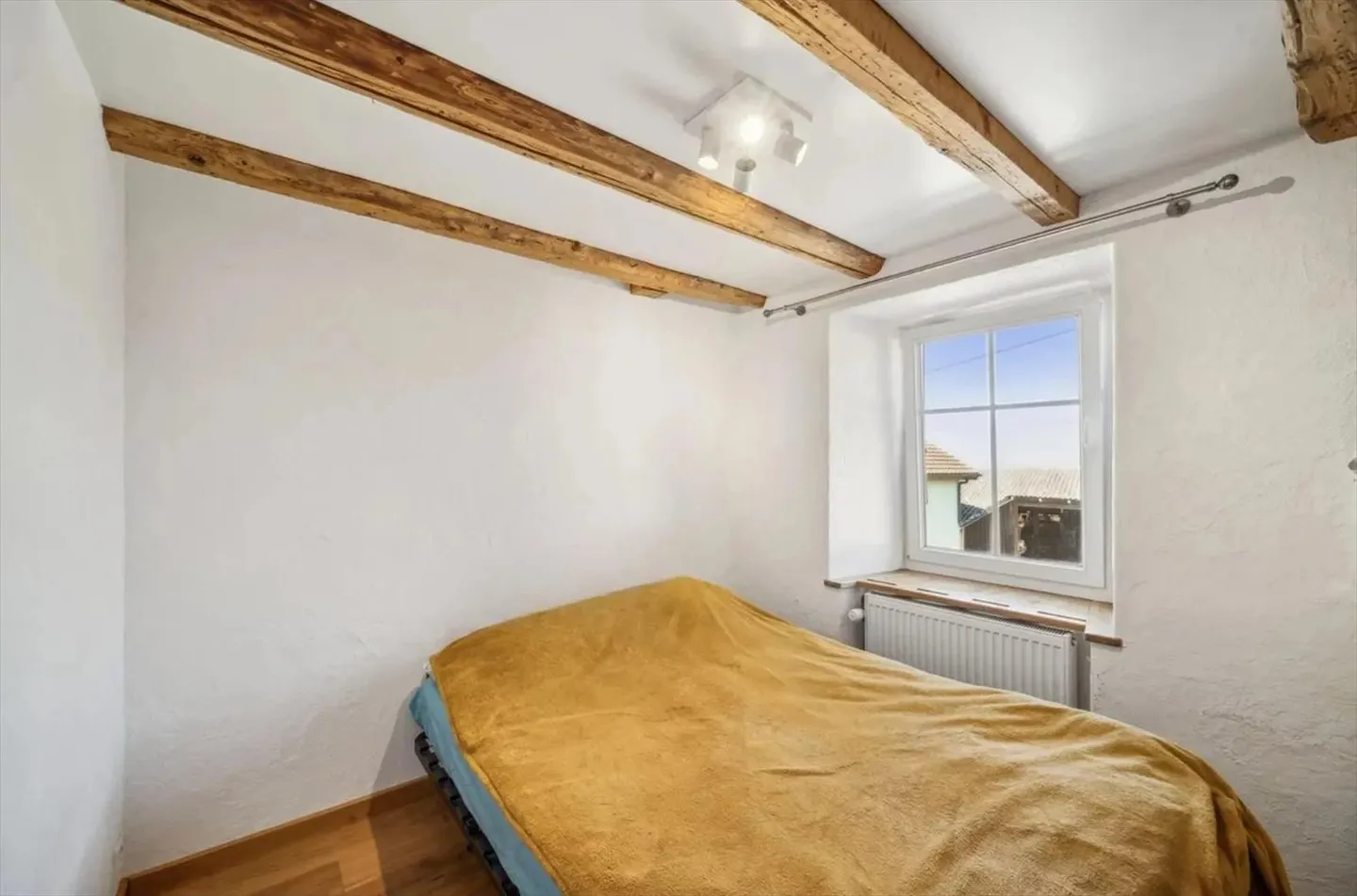 Charming house located just 5 minutes from Yverdon - Photo 5 of 8