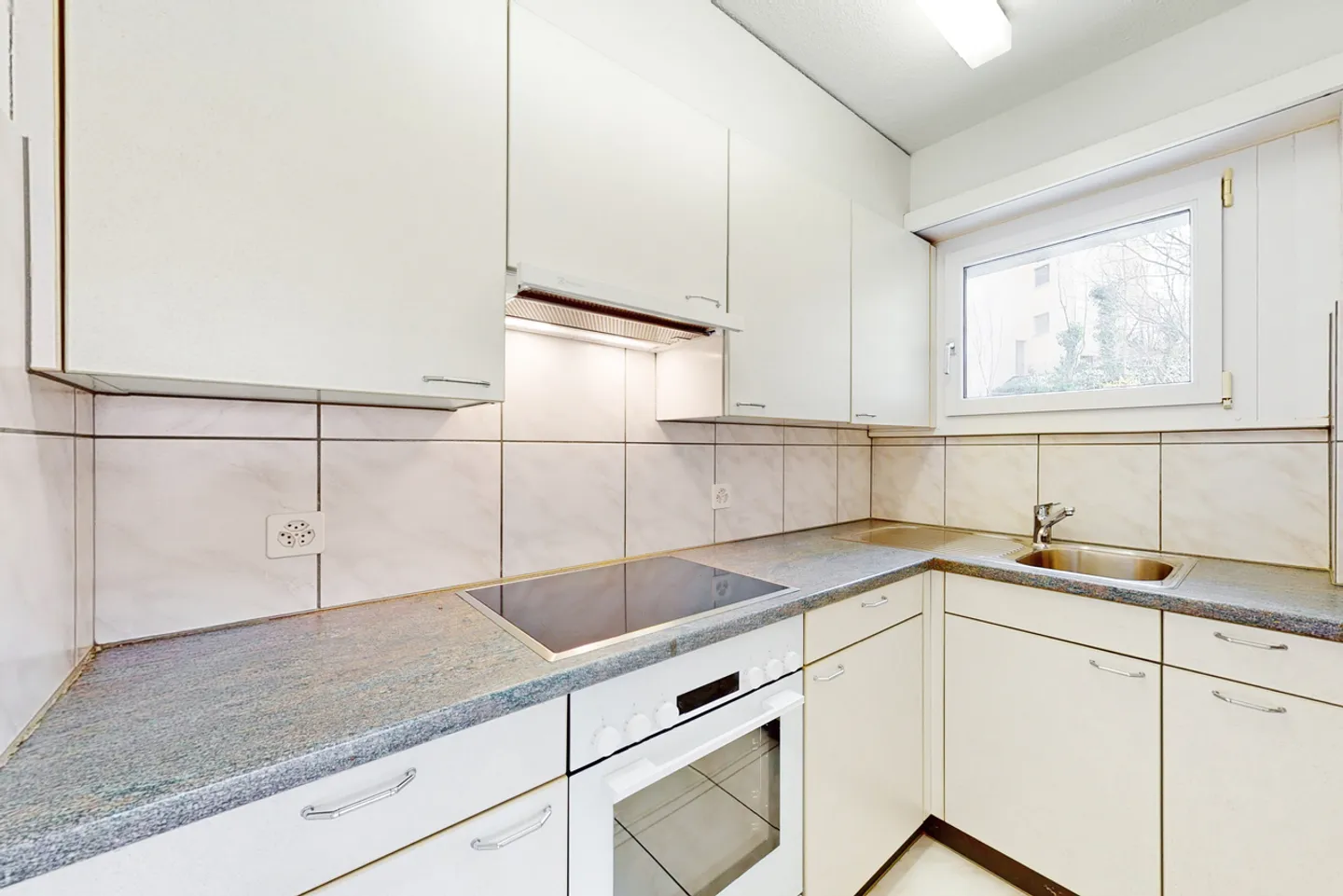 Gemütliche Wohnung in Reussbühl - Foto 3 von 9
