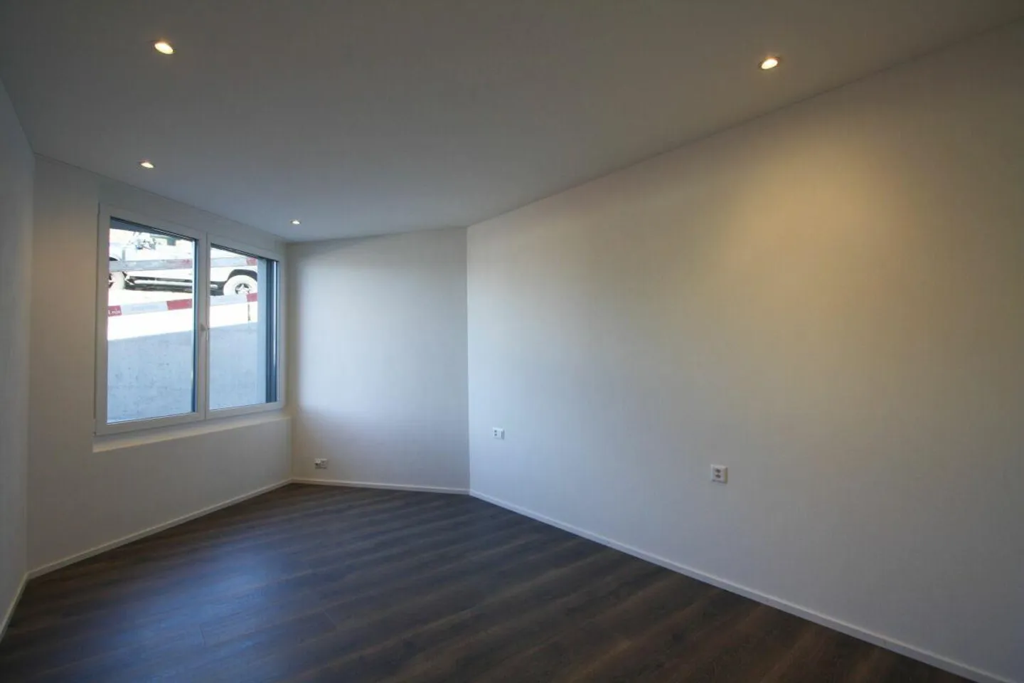 Appartement de 4,5 pièces avec vue sur la montagne et le lac - Photo 11 sur 13