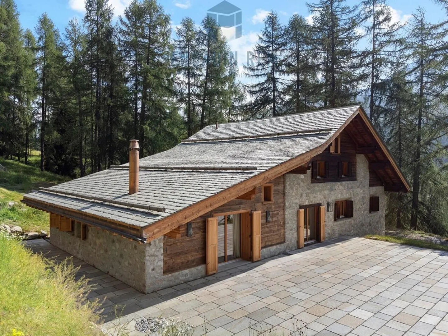 Objet de passion : Maison familiale au bord de la forêt - Résidence secondaire - Photo 1 sur 6