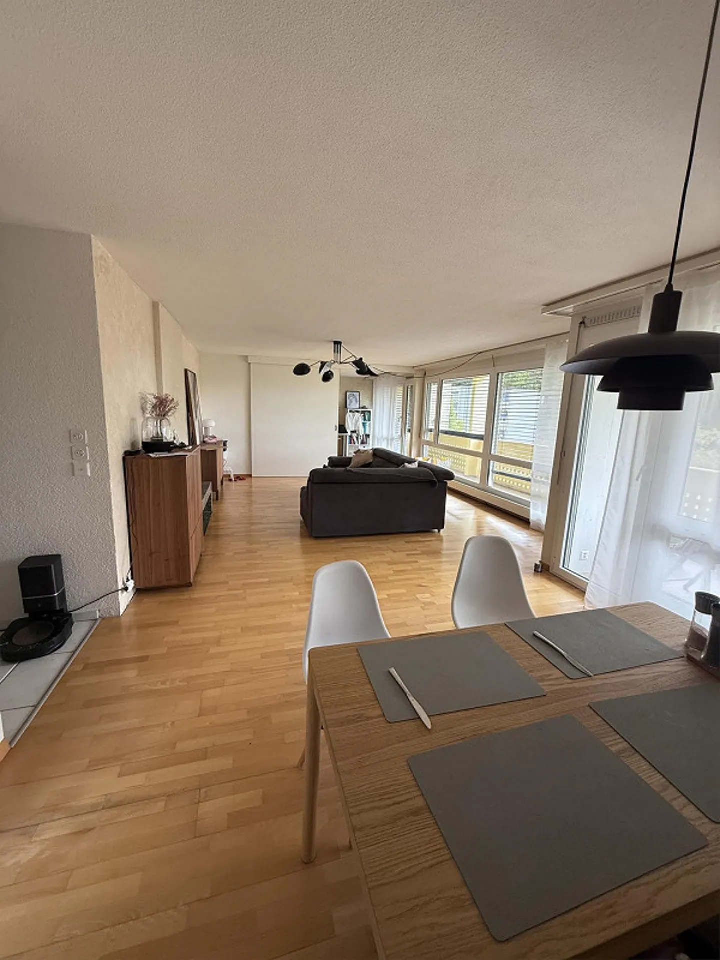 Appartamento di 134 m² a 3122 Kehrsatz, 5° piano/ascensore. Inclusi cantina, garage + NBK - Foto 1 di 20