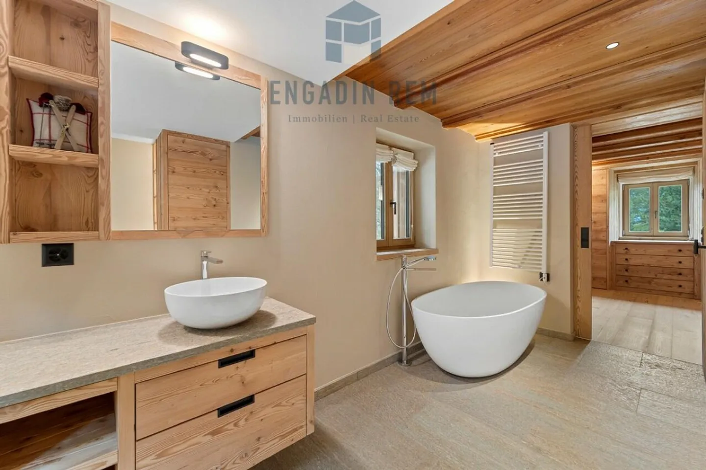 Objet de passion : Maison familiale au bord de la forêt - Résidence secondaire - Photo 6 sur 6