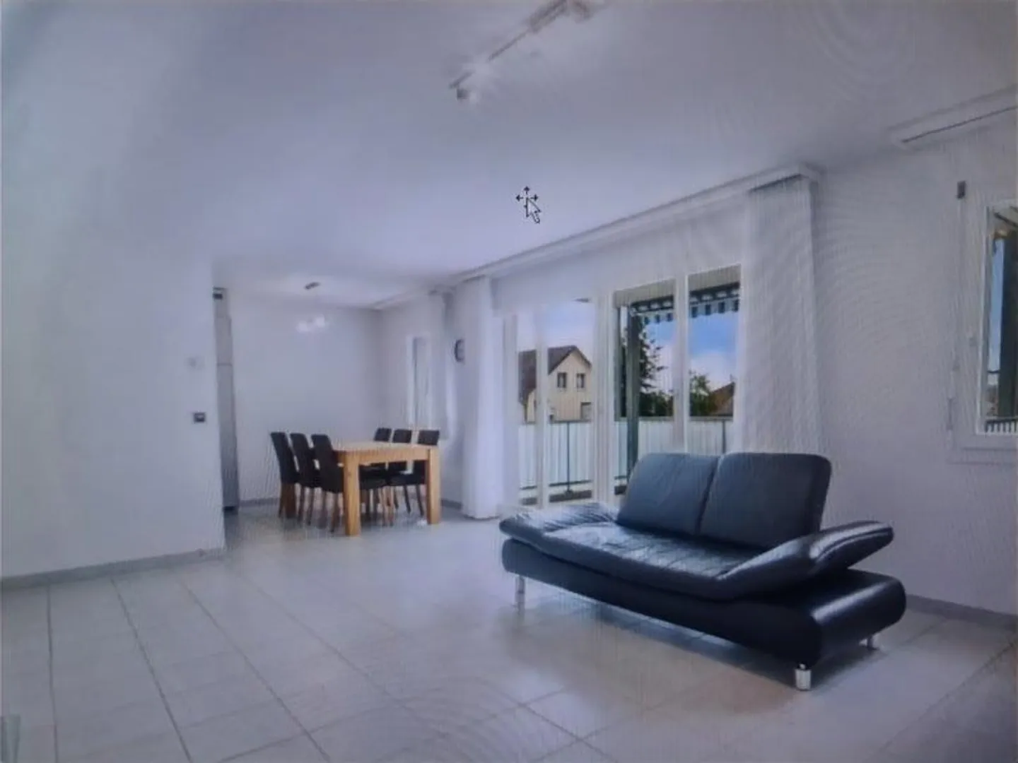 ESPACE DE VIE DANS LA NATURE ET TOUT DE MÊME TRÈS CENTRAL - Photo 2 sur 15