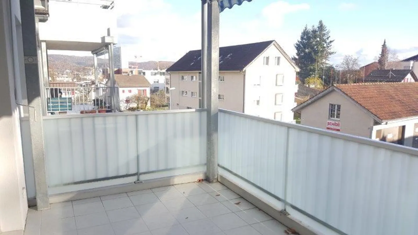 ESPACE DE VIE DANS LA NATURE ET TOUT DE MÊME TRÈS CENTRAL - Photo 6 sur 15