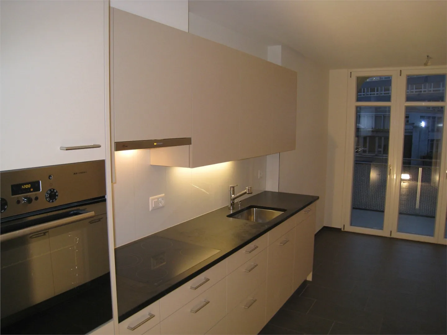 4.5-Zi-Jugendstilwohnung - 1. OG - Foto 3 von 26