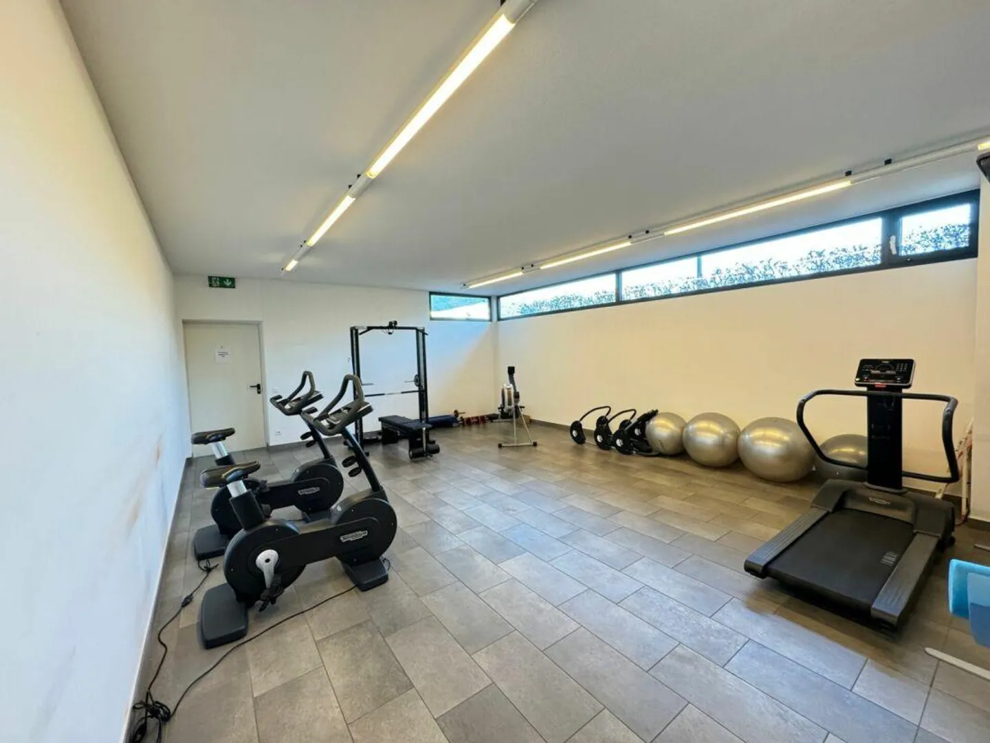 Moderne und designorientierte Residenz. 3,5 Zimmer mit großer Terrasse - Foto 9 von 10