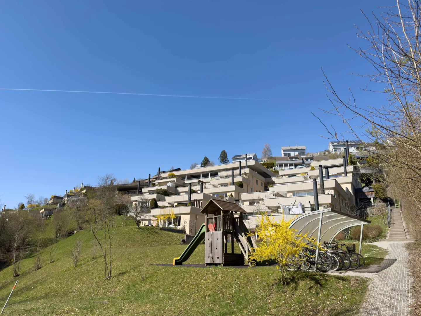 Geräumiges Terrassenhaus mit Aussicht - Foto 18 von 21