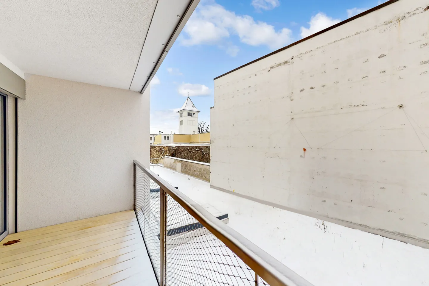 Top modern and right in the center? - Photo 11 of 12