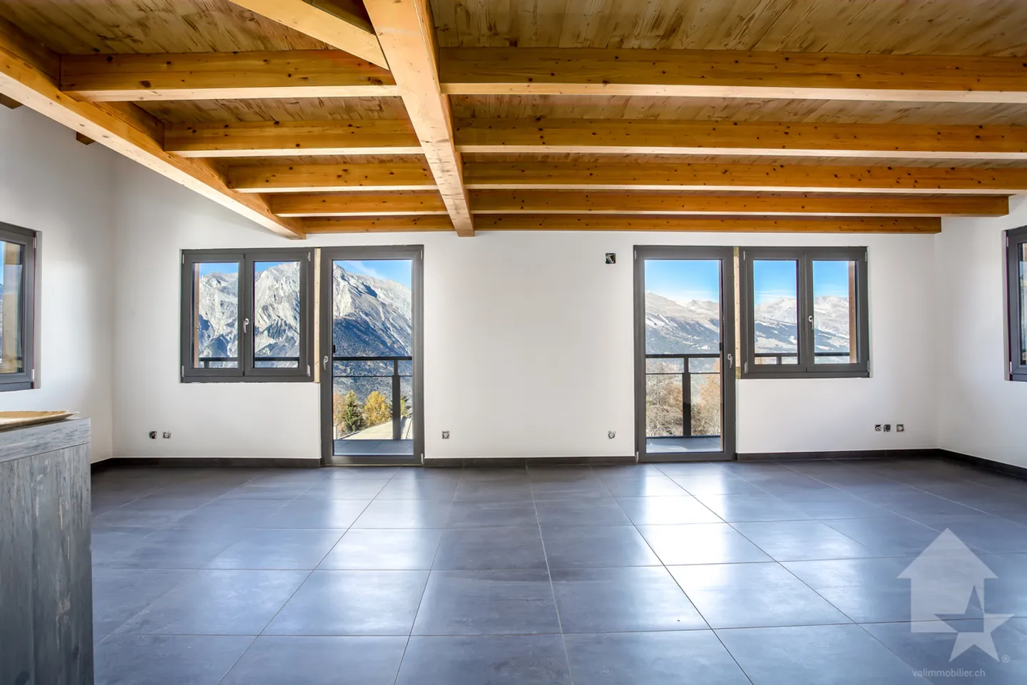 Superbo chalet ristrutturato di 7,5 stanze, vista splendida, 300 m2 - Foto 17 di 23