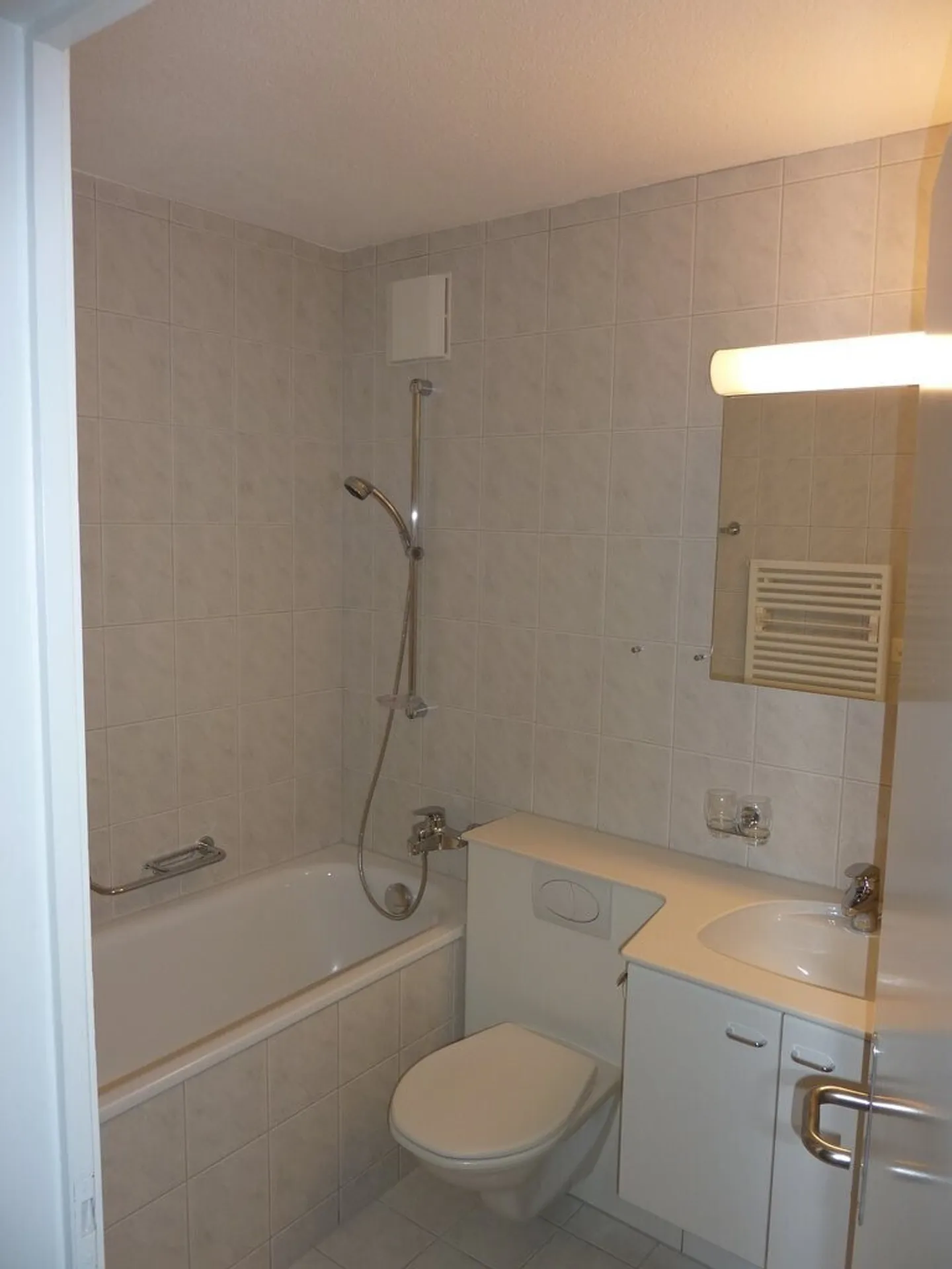 Appartamento 3.5 locali in affitto a Zumikon - limitato fino al 31.03.2027 - Foto 2 di 4