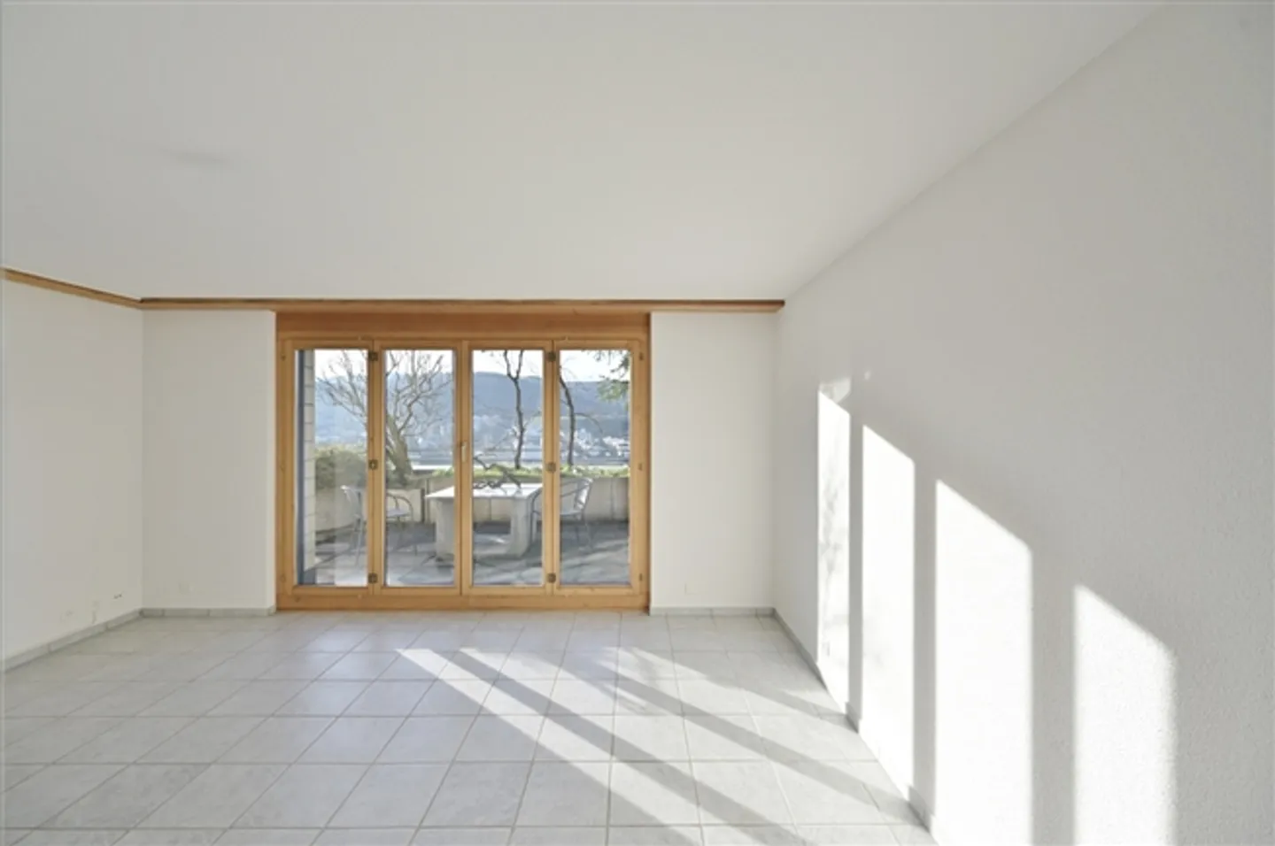 "AU-DESSUS DES TOITS DE LIESTAL - VIVRE COMME DANS UNE MAISON INDIVIDUELLE" - Photo 10 sur 16