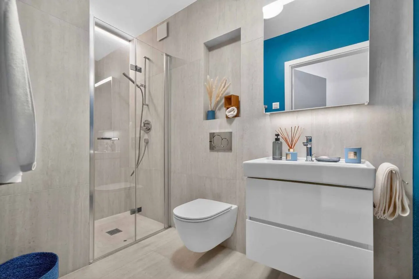 Modernes Apartment mit Seeblick - Foto 9 von 11