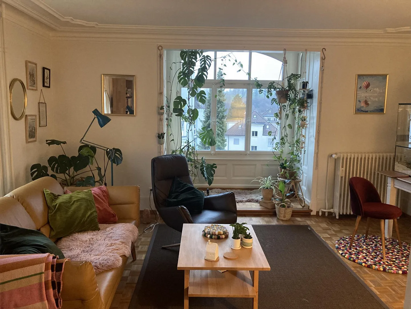 Beautiful 5-room apartment in the popular Maihof district! - Photo 1 of 10