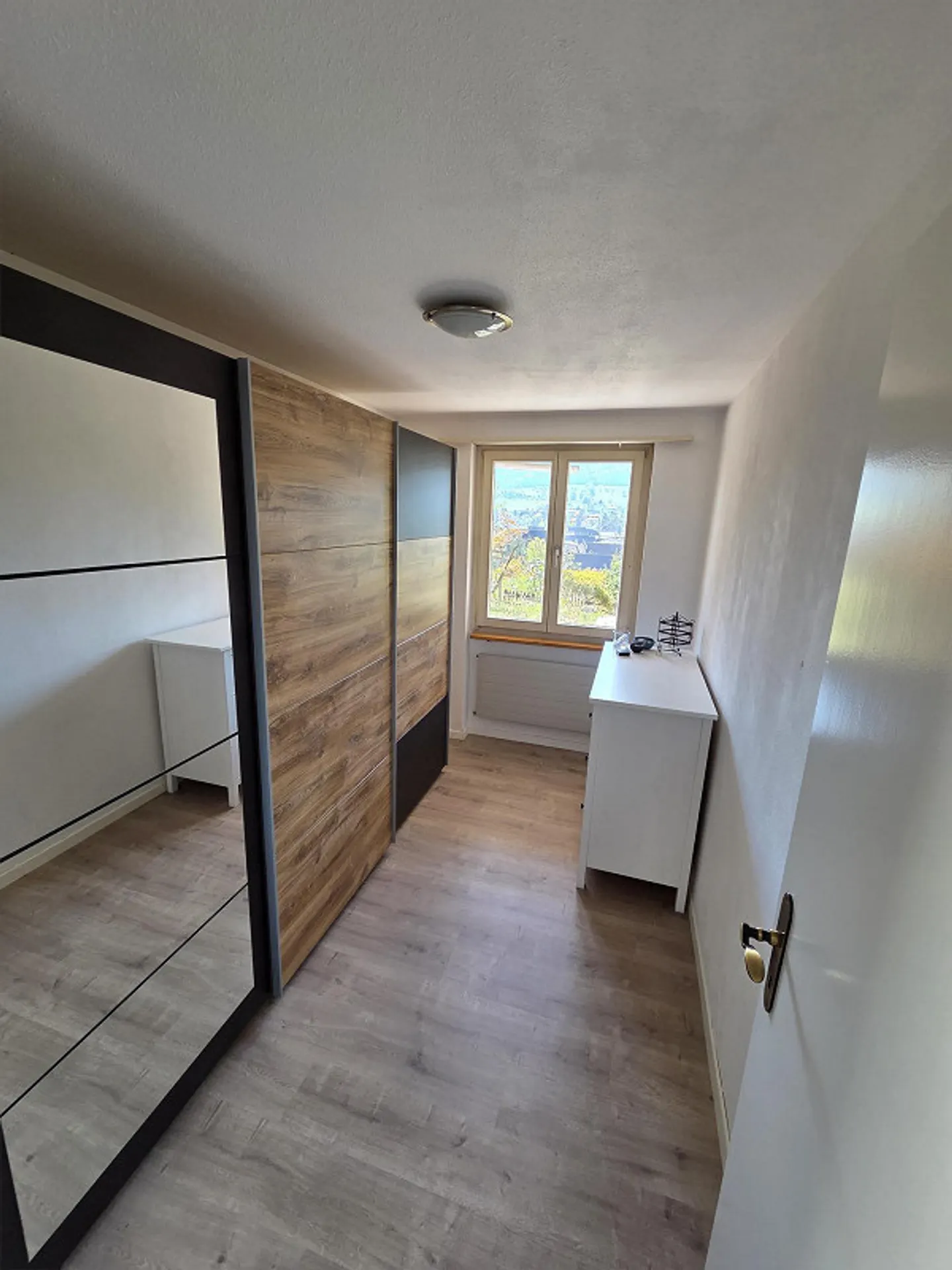 Maison jumelée calme et adaptée aux enfants dans un emplacement central - Photo 15 sur 20