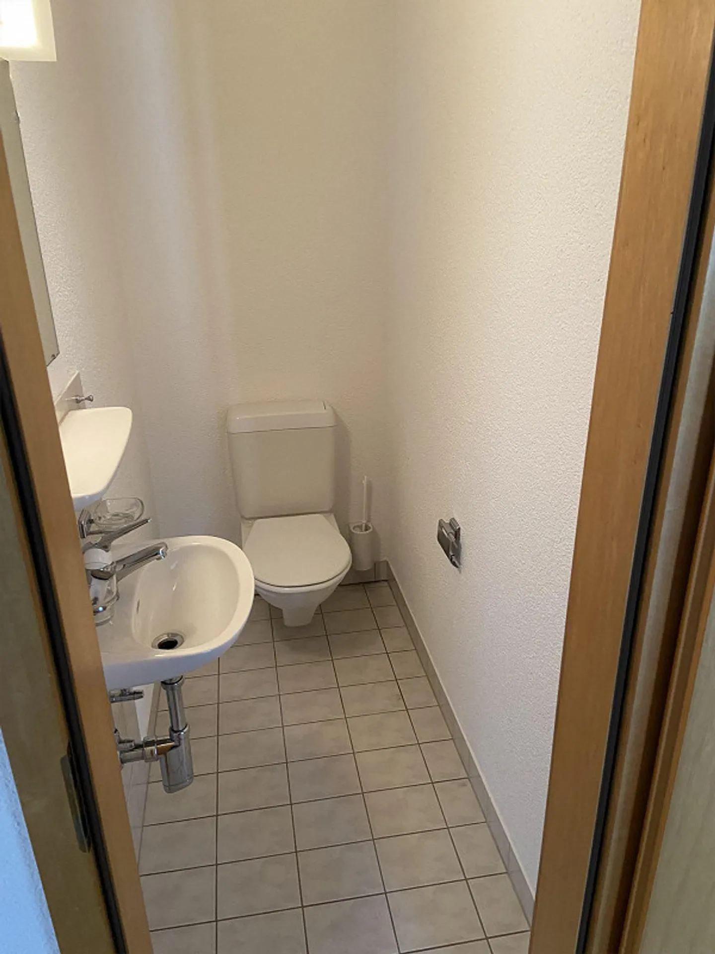 Grosszügige 5 1/2-Zimmer-Wohnung 142m2, mit grosser Terrasse - Foto 15 von 16