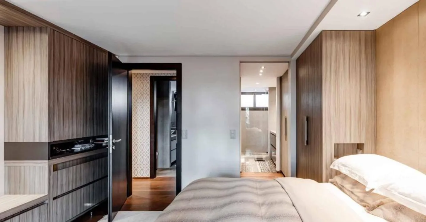 Penthouse with 5 rooms and 56 m² terrace - Photo 8 of 9