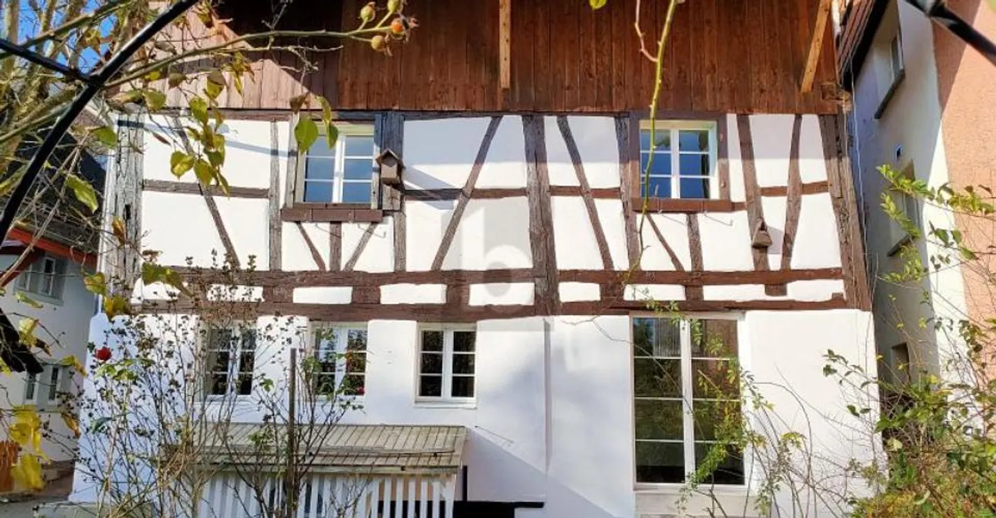 FAMILIENFREUNDLICH MIT SICHTBALKEN - Photo 1 of 6