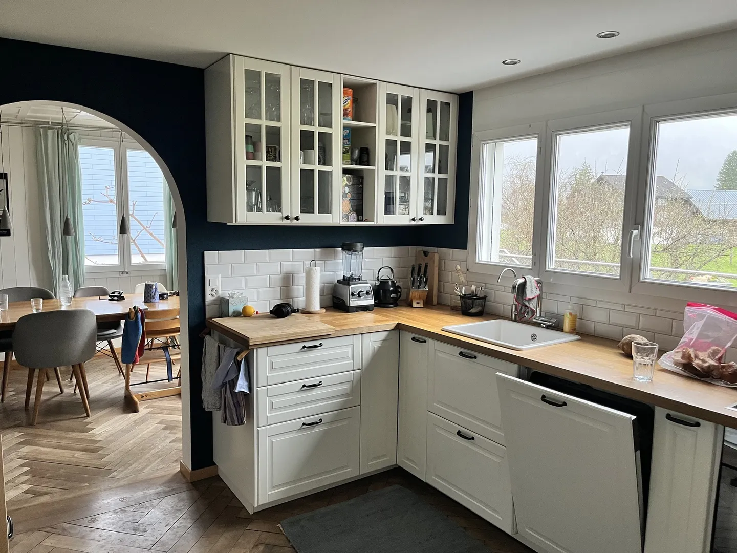 Charming House with Garden - Photo 3 of 10