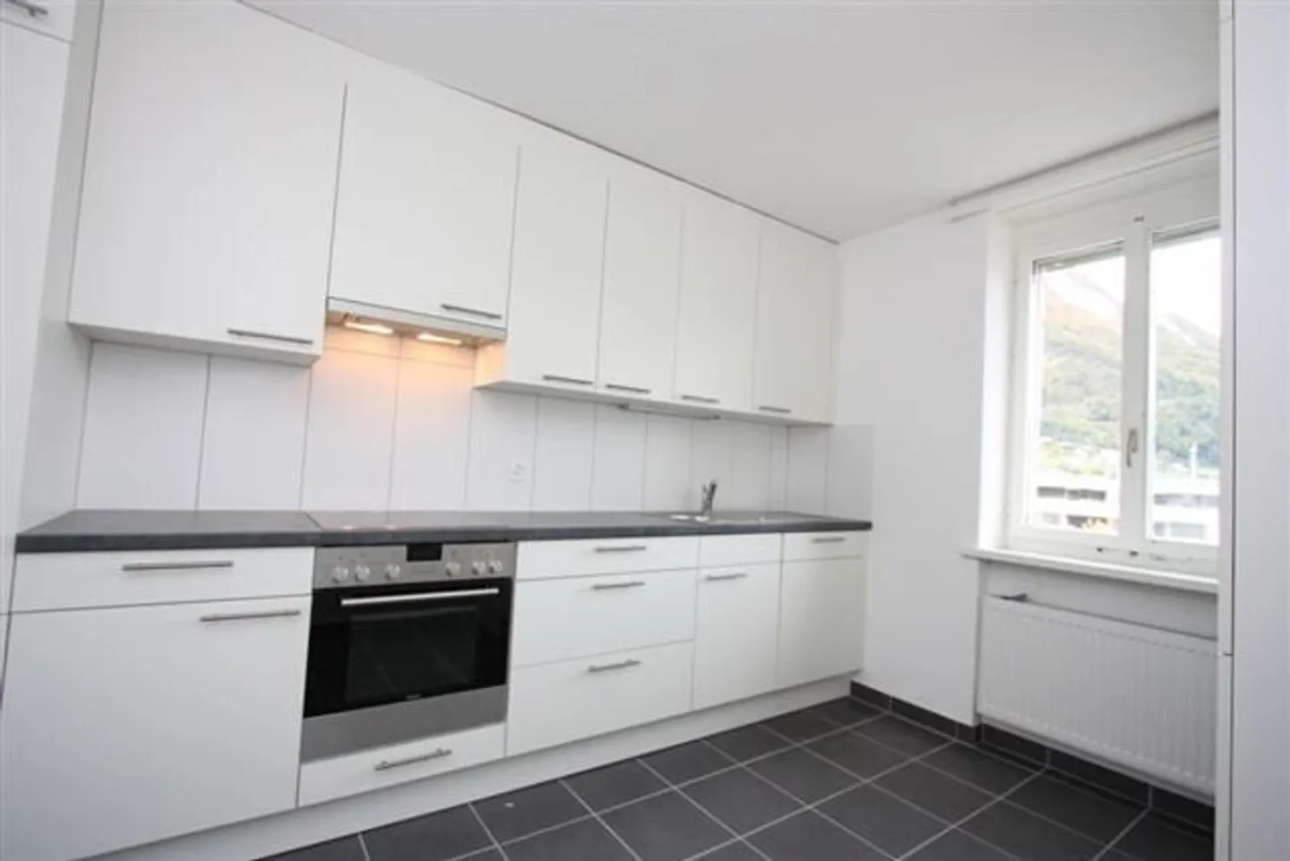 Traumhafte Wohnung mit toller Terrasse und Aussicht!! - Photo 7 of 9