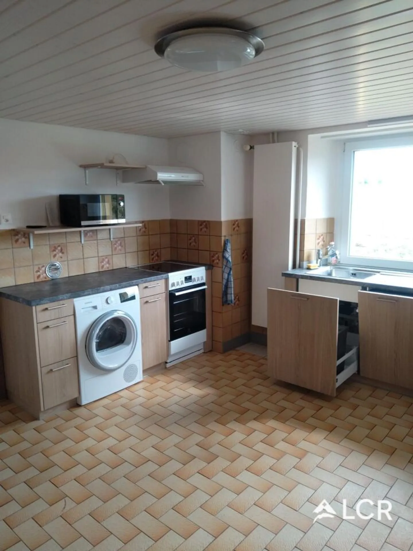 Beautiful 2.5 room apartment in Belmont/Yverdon - Photo 2 of 10