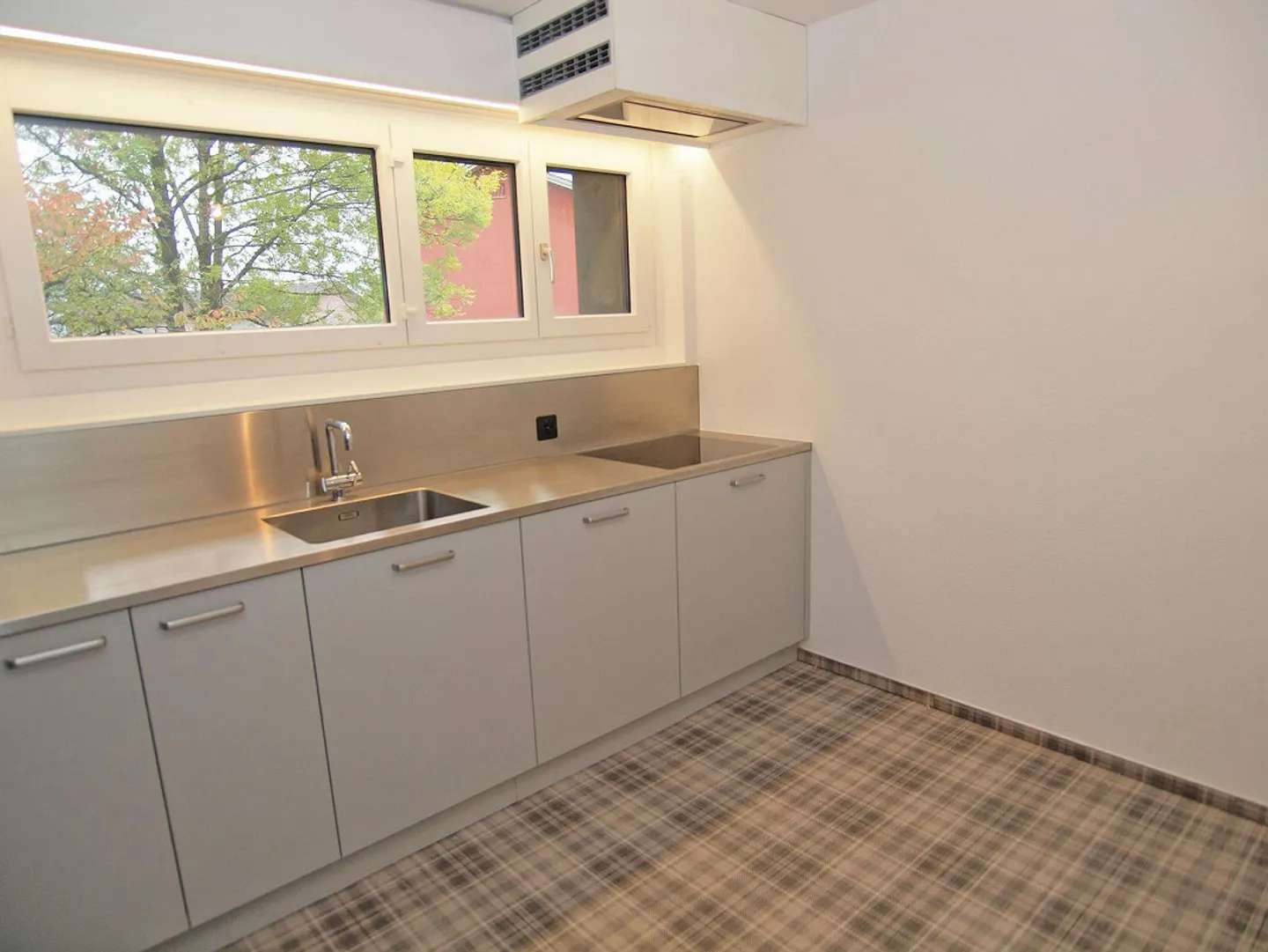 Garden apartment with charm and comfort - Photo 3 of 15