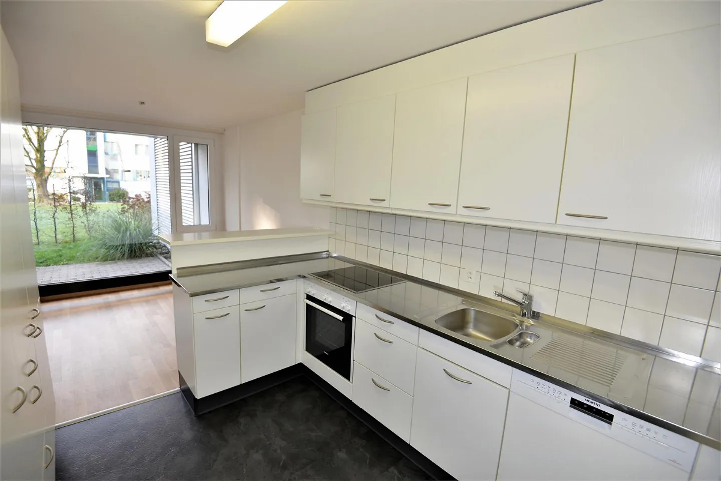 Your new home with large garden seating area - Photo 2 of 10