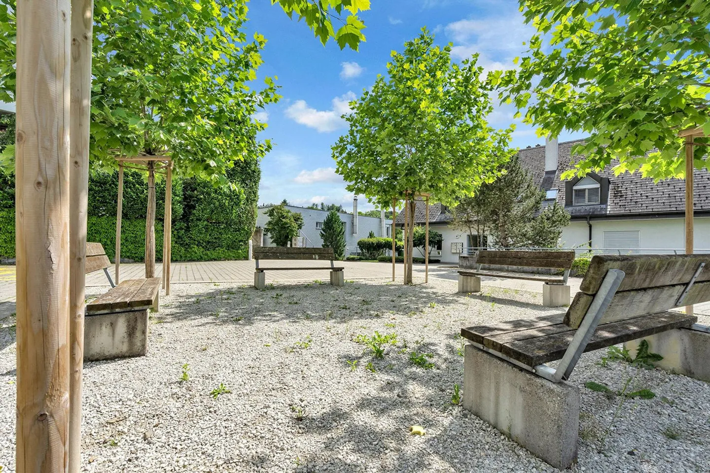 Appartamento luminoso di 2,5 stanze con veranda vetrata a Niederwangen/Köniz - Foto 8 di 12