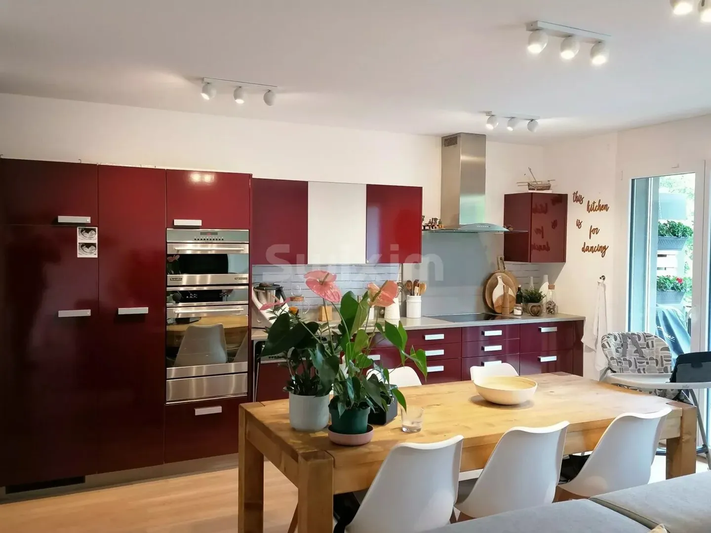 5-Room Nugget in the Heart of Onex Rare - Photo 1 of 8