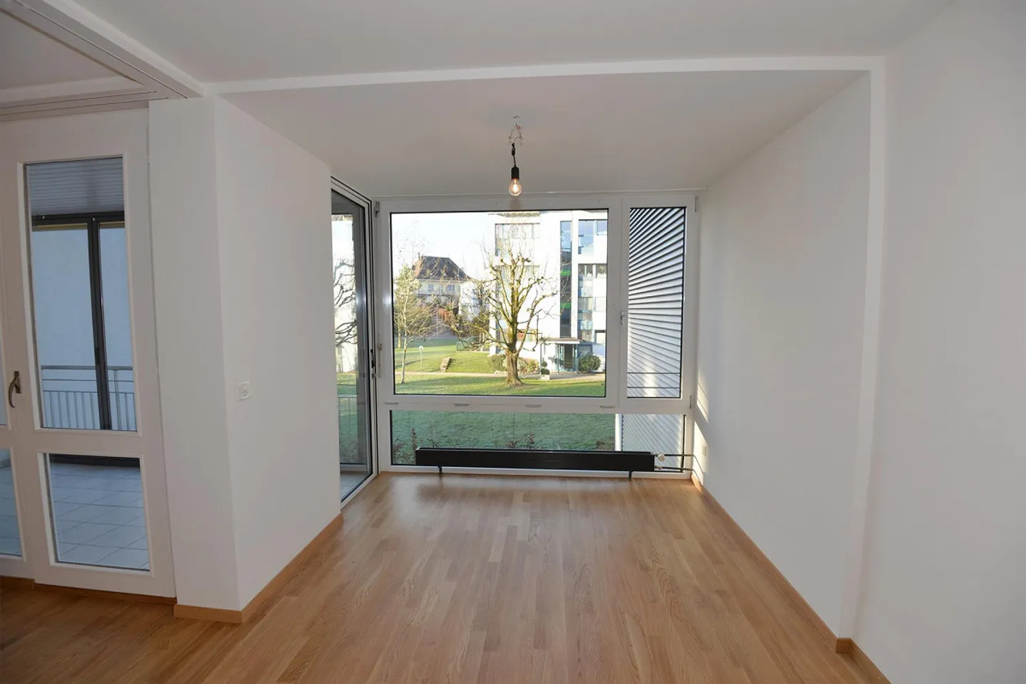 Your new home with large garden seating area - Photo 6 of 10