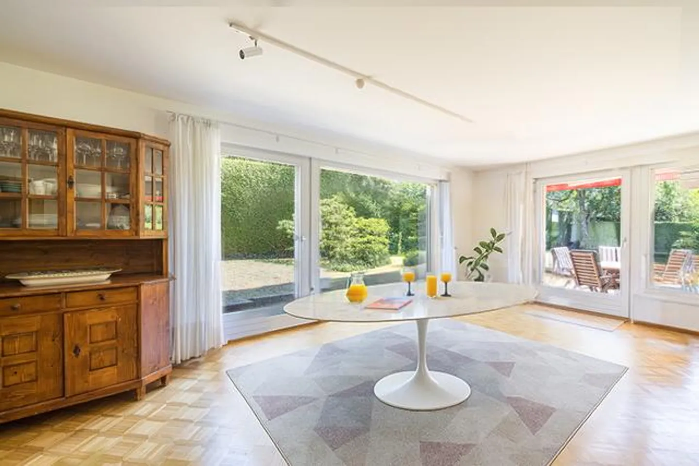 Charming Semi-Detached House - Photo 2 of 7